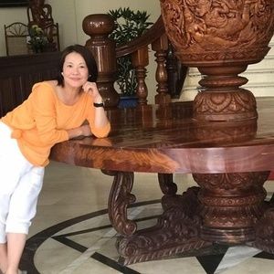 Meet your Posher, Lily